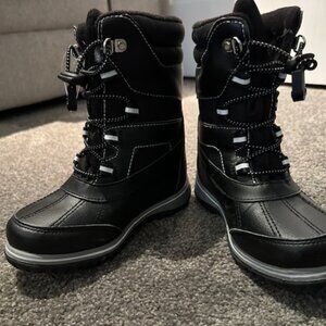 Totes Waterproof winter boots - size 1